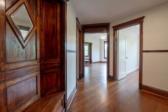 666 E 50th Pl in Chicago, IL - Building Photo - Building Photo