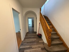 Room 4 - 38 Crown St in Thunder Bay, ON - Building Photo - Building Photo