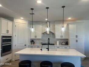 5626 W Western Star Blvd in Phoenix, AZ - Building Photo - Building Photo