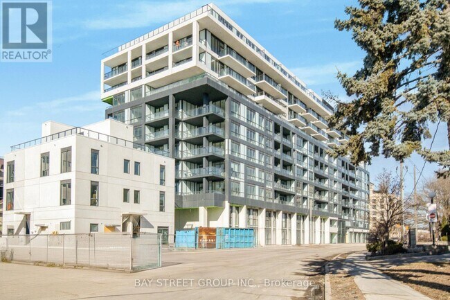 625-625 Sheppard Ave E in Toronto, ON - Building Photo - Building Photo