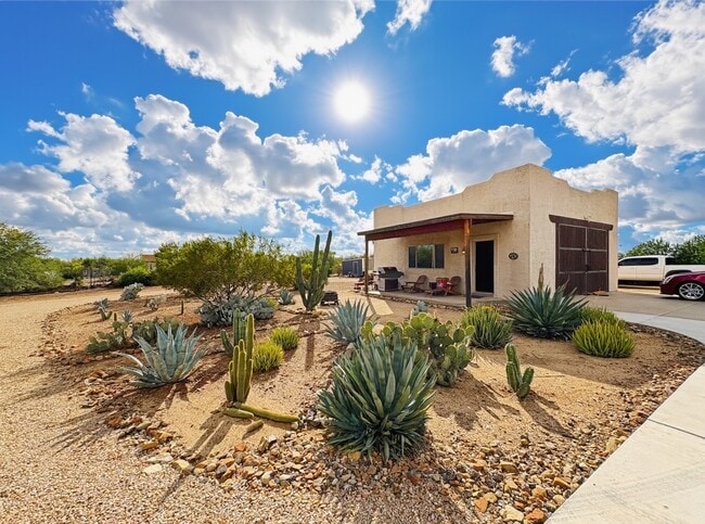 property at 1033 E Irvine Rd