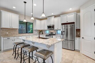 8212 Paragrass Ave in Melbourne, FL - Building Photo - Building Photo