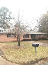 408 Hummingbird Trail in Atlanta, TX - Building Photo - Building Photo