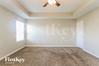 10452 Hunters Crossing Blvd in Indianapolis, IN - Building Photo - Building Photo