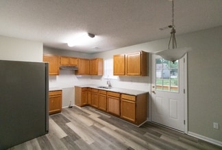507 King Dr in Warner Robins, GA - Building Photo - Building Photo