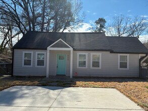 Room in House on Fiske St in Durham, NC - Building Photo - Building Photo