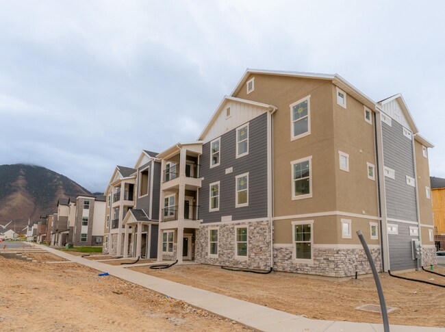 4655 S 720 W in Mapleton, UT - Building Photo - Building Photo