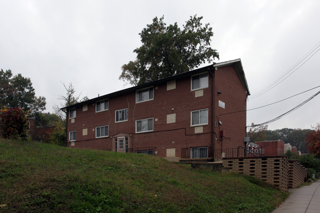 4241 Foote St NE in Washington, DC - Building Photo