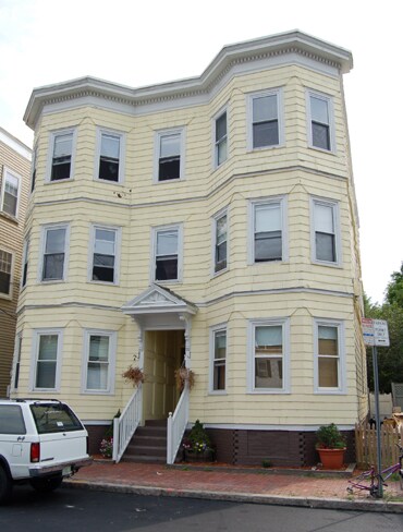 4 Watson St in Cambridge, MA - Foto de edificio - Building Photo