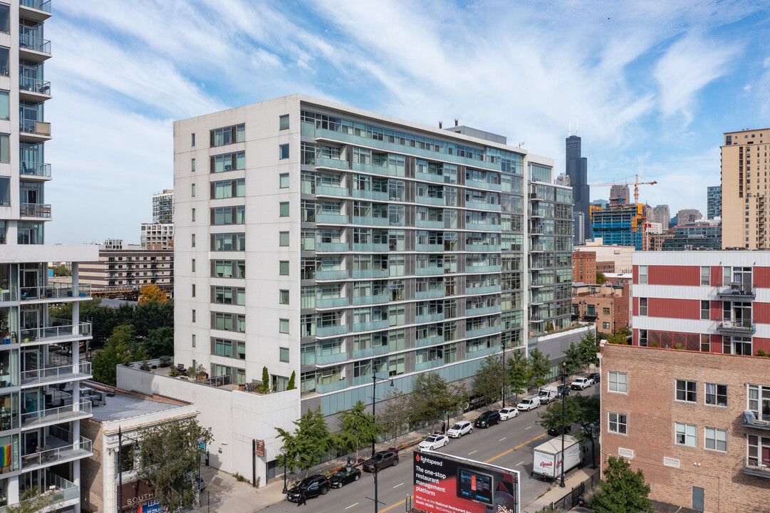 1620 S Michigan Ave in Chicago, IL - Building Photo