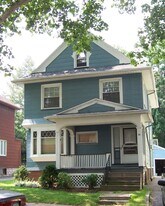 21 Lakeview Ter, Unit 21 LakeviewTerrace-Up in Rochester, NY - Building Photo