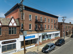 103 S Tyson Ave in Floral Park, NY - Building Photo - Building Photo