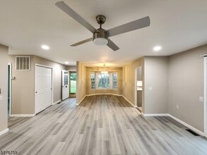 3C John Adams Ct in Monroe Township, NJ - Building Photo - Building Photo