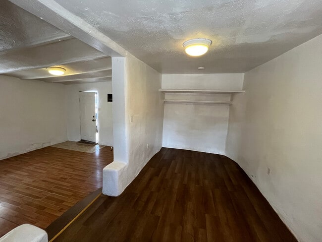 1203 Barelas St SW, Unit B in Albuquerque, NM - Building Photo - Building Photo