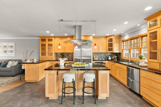 5251 Larchwood Dr in San Jose, CA - Building Photo - Building Photo