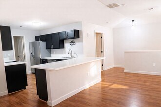 4128 Berkeley Ave in Canton Township, MI - Building Photo - Building Photo