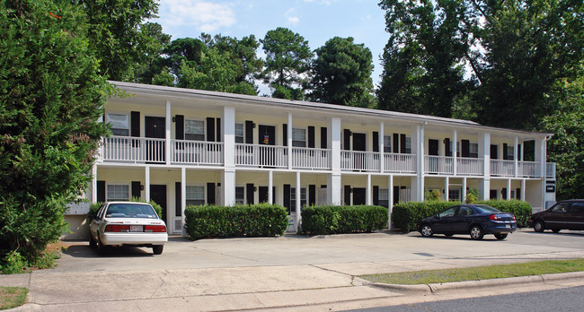 Vesson Court in Durham, NC - Building Photo - Building Photo