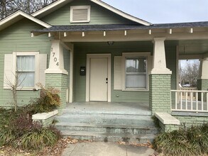 1704 Duncan St in Conway, AR - Building Photo - Building Photo