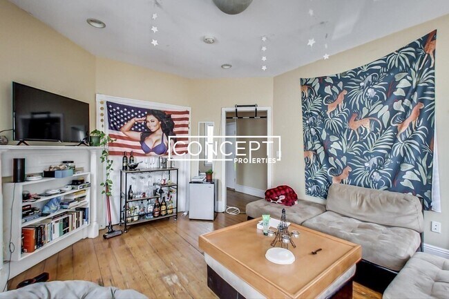 47A Hillside St in Boston, MA - Building Photo - Building Photo