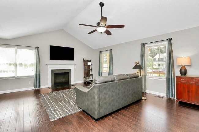 105 Antelope Dr in Mount Holly, NC - Building Photo - Building Photo