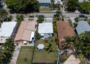 1650 Jackson St in Hollywood, FL - Building Photo - Building Photo