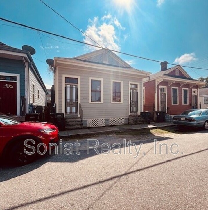 4532 S Robertson St in New Orleans, LA - Building Photo