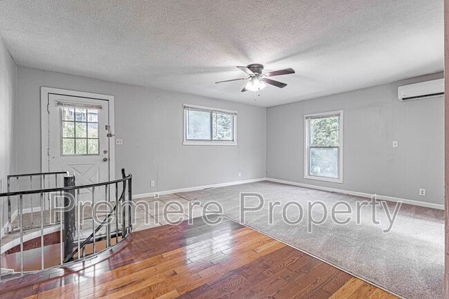 2727 S Vermont Ave in Independence, MO - Building Photo - Building Photo