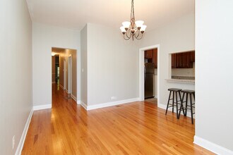 5121 S Ingleside Ave, Unit 1N in Chicago, IL - Building Photo - Building Photo