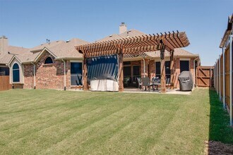 9801 Saltbrush St in Fort Worth, TX - Building Photo - Building Photo