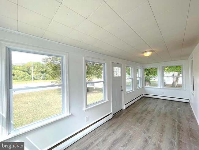 590 Hallowing Point Rd in Prince Frederick, MD - Building Photo - Building Photo