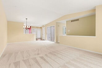 4319 Valley Hollow Dr NE in Grand Rapids, MI - Building Photo - Building Photo