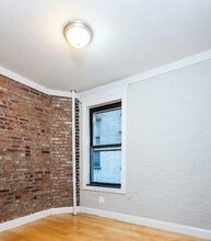 340 E 18th St-Unit -#A1 in New York, NY - Building Photo - Building Photo