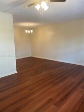800 SW 131st Ave in Pembroke Pines, FL - Building Photo - Building Photo