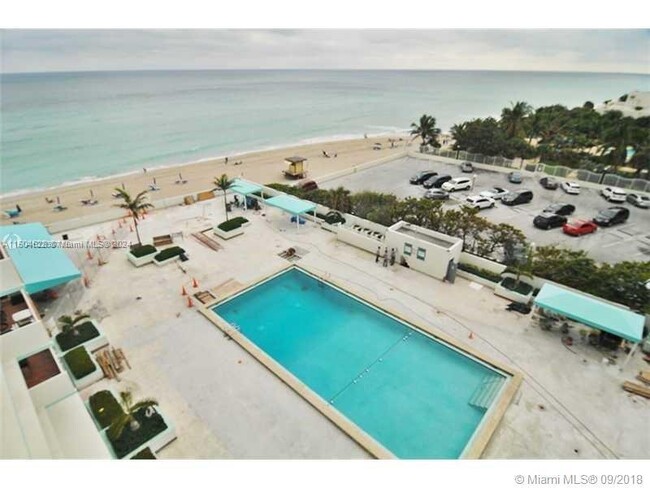 3725 S Ocean Dr in Hollywood, FL - Foto de edificio - Building Photo