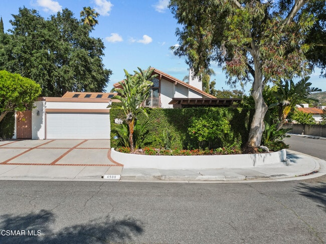 property at 4500 Beaconsfield Ct
