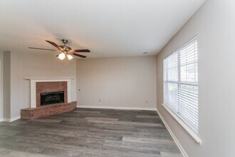 4404 Shadow Ridge Dr in Horn Lake, MS - Building Photo - Building Photo