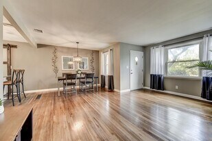 2322 Cabin Hill Rd in Nashville, TN - Building Photo