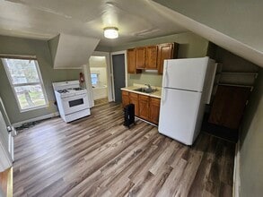 628-630 Brandon St in Morgantown, WV - Foto de edificio - Building Photo