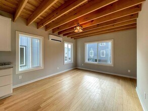 55 W Cascade St in Asheville, NC - Building Photo - Building Photo