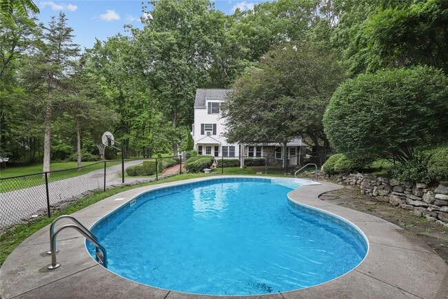property at 243 Pound Ridge Rd