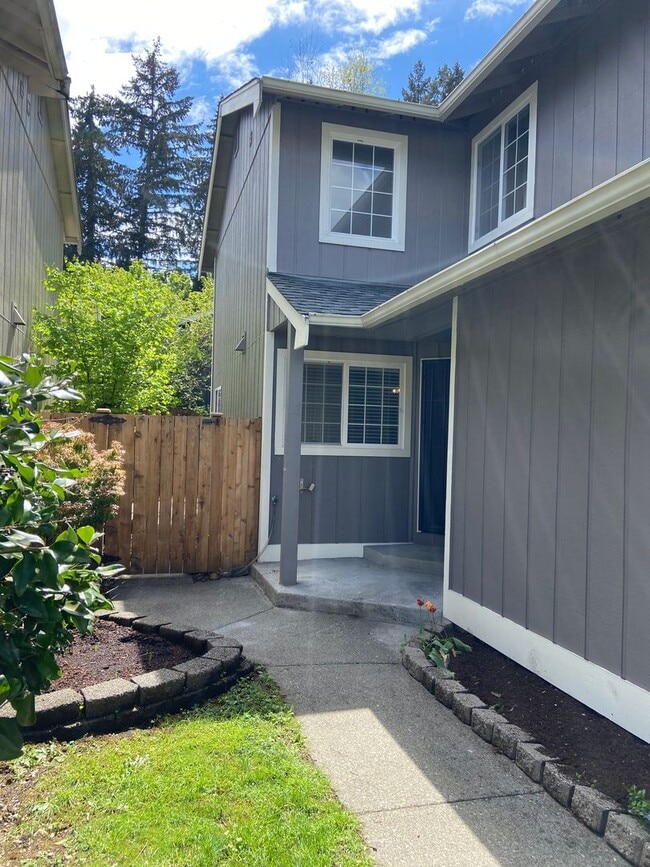 6103 Carmel Ln SE in Lacey, WA - Building Photo - Building Photo