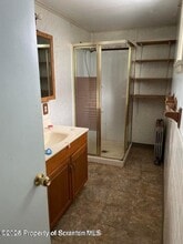 115 Thomas St in Old Forge, PA - Building Photo - Building Photo