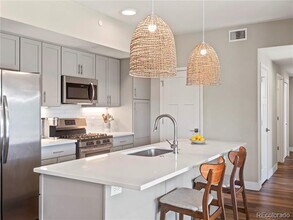 210 S Cherrywood Dr in Lafayette, CO - Building Photo - Building Photo