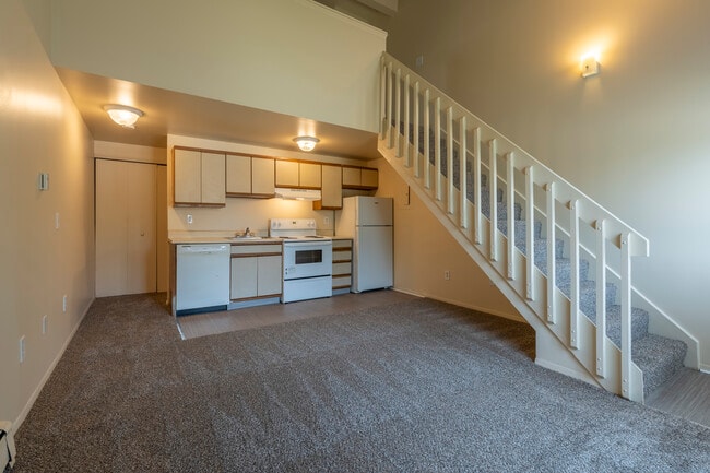 Green Pine Acres Apartments