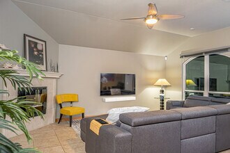 10313 Snapdragon Dr in Austin, TX - Building Photo - Building Photo