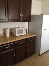 480 West Ave in Gustine, CA - Building Photo - Building Photo