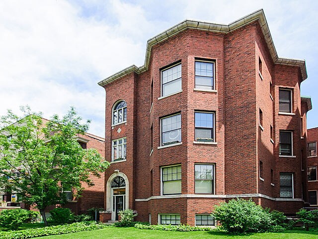 5825 N Kenmore Ave in Chicago, IL - Building Photo
