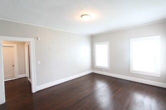 632 Oakland Ave in Fairfield, AL - Building Photo - Building Photo