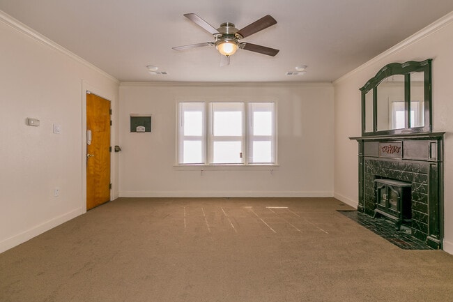 701 Sunset Terrace in Amarillo, TX - Building Photo - Building Photo