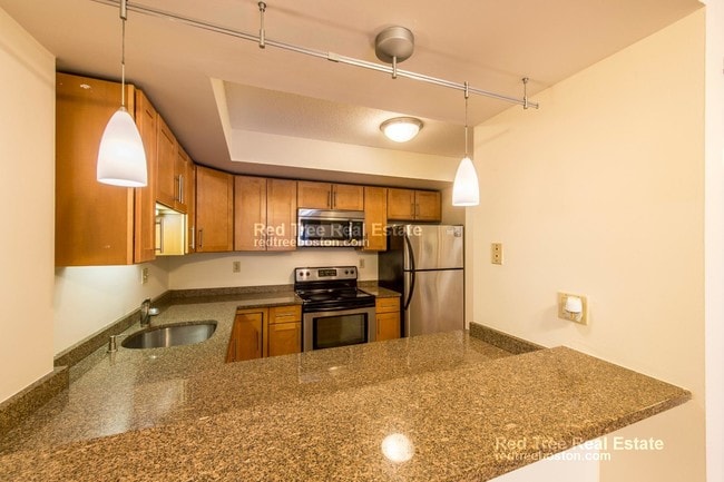 345 Franklin St in Cambridge, MA - Building Photo - Building Photo